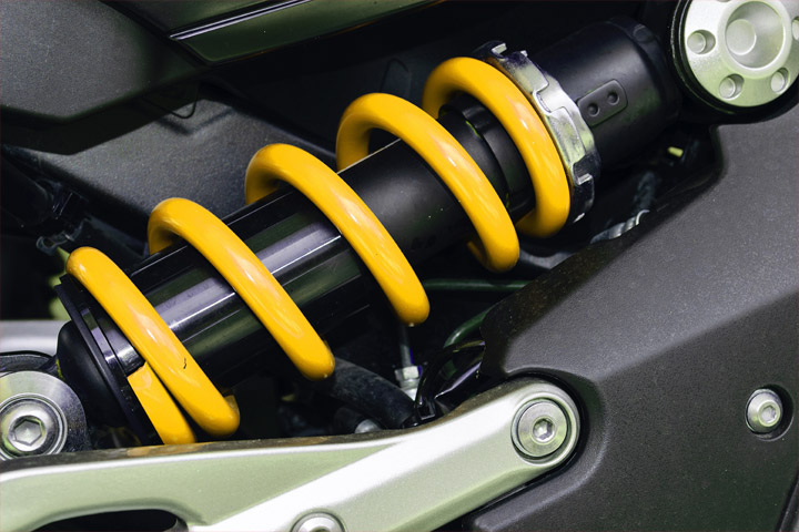 6 Ways To Know It’s Time to Replace Your Shocks or Struts