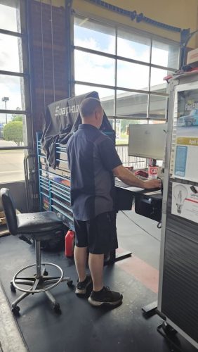 Auto-Repair-Broken-Arrow-28